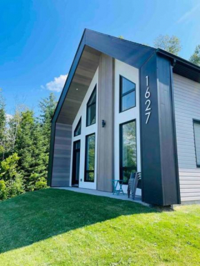 Le Jarret Noir! Chalet NEUF en nature SPA/Vue Lac